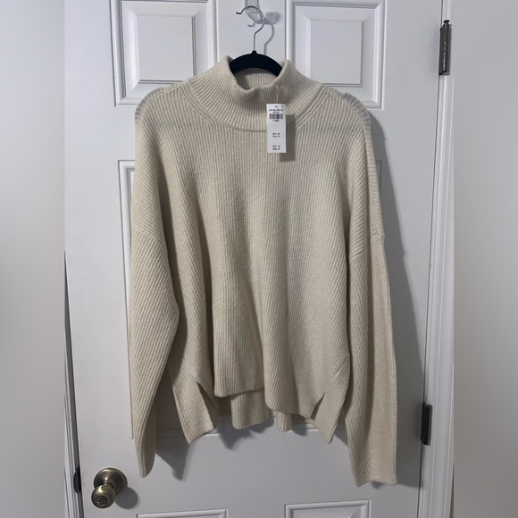 Abercrombie & Fitch classic easy turtleneck - Picture 2 of 3